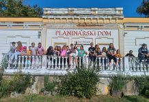 Učenici na planinarskom izletu na Dilj goru