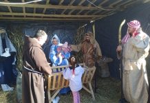 Žive jaslice u Okučanima