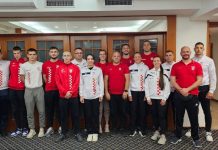 Boksač Filip Poturović s Hrvatskom seniorskom reprezentacijom na Europskom prvenstvu