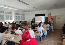 OŠ Ljudevita Gaja s udrugom ADOPTA u projektu pod nazivom „Šarene škole- koje djeca vole!“.