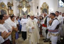 Zaređen novi požeški biskup msgr. Ivo Martinović