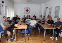 Edukacija policijskih službenika o načinima pružanja prve pomoći u žurnim situacijama