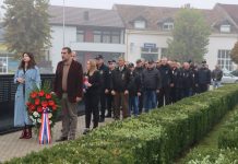Nova Gradiška: Položeni vijenci povodom blagdana Svih svetih i Dušnog dana