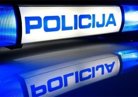 Užas u susjedstvu: Policija u kući u Brčkom pronašla 31 dijete s hrvatskom putovnicom