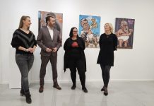 Nik Titanik svojim karikaturama oduševio Novogradiščane