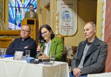 “Urodila Davida”: Promocija CD-a korizmenih napjeva Požeške biskupije u Davoru