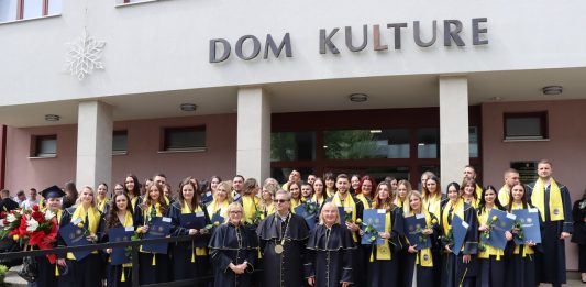 Nova Gradiška: Promovirana još jedna generacija prvostupnika sestrinstva