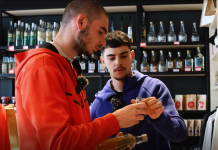 Iz IOŠ- a poručuju: Školuj se za prodavača – budi lice trgovine, srce usluge!