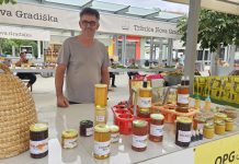 Pčelar Mijo Kurić: Godina odlična za seleće pčelare, amorfa iznenadila prinosima