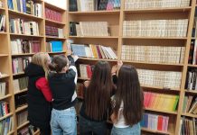 Mjesec hrvatske knjige u Gimnaziji Nova Gradiška: Knjižničari povezuju svijet znanja i mašte