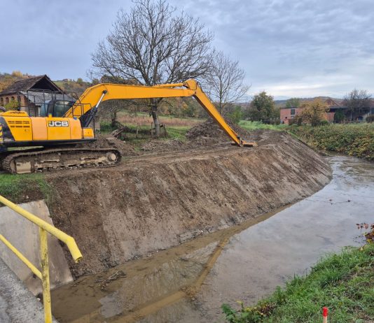 Uređenje potoka Adžamovke u Gunjavcima i Drežniku