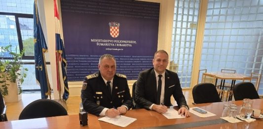 Ministar Vlajčić potpisao Sporazum vrijedan 19 milijuna eura s Hrvatskom vatrogasnom zajednicom