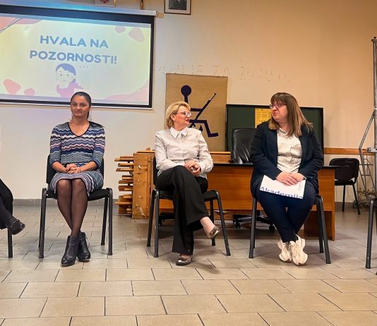 Mjesec borbe protiv ovisnosti: Stručnjaci raspravljali o modernoj ovisnosti o ekranima