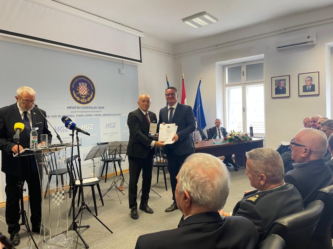 578134593_1256305579871119_5029671106655543668_n