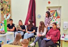 “Rođeni za čitanje”: Srednjoškolci čitali našim najmlađim sugrađanima