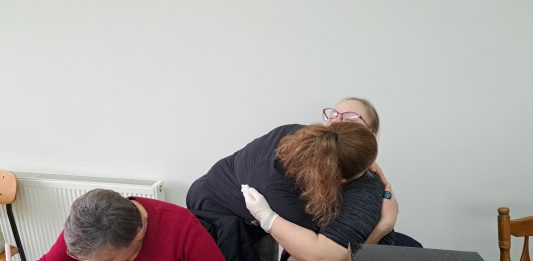 Dragica Kordas održala kreativne radionice za djecu i odrasle osobe s poteškoćama u Rešetarima