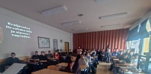Predavanjem o Hrvatskom Kraljevstvu učenici EETŠ-a obilježili važnu obljetnicu