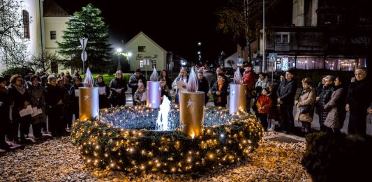 Večeras započinje Advent u našem gradu 2025.