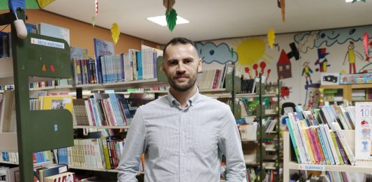 U Gradskoj knjižnici predstavljen roman prvijenac Novogradiščanina Mateja Ivičića