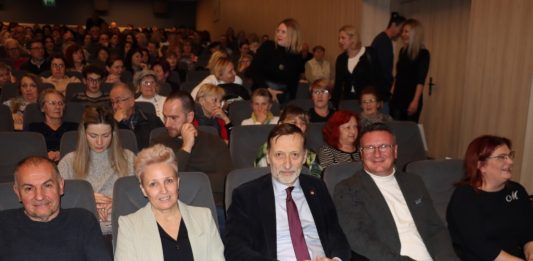 “Let s Gavranom”: Novogradiščani se i ove godine družili s poznatim književnikom