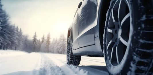 Od 15. studenog zimski uvjeti na cestama i obaveza korištenja zimske opreme na vozilima