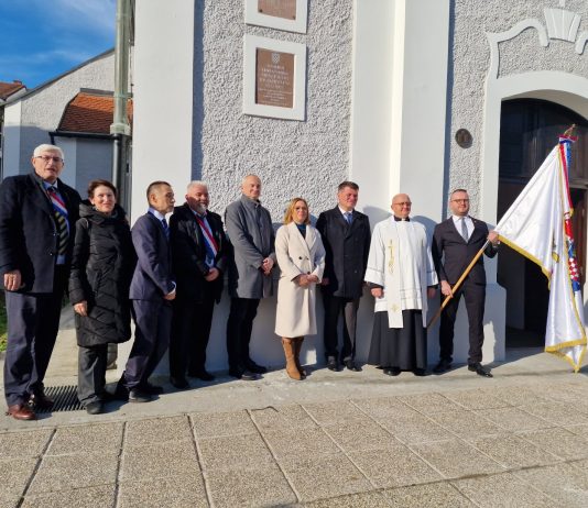 Obilježavanje 1100. obljetnice Hrvatskog kraljevstva: Spomen-ploča otkrivena u Novoj Gradiški