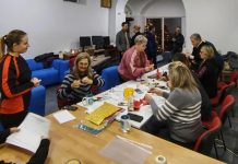 Božićna kreativna radionica u Udruzi gluhih i nagluhih Nova Gradiška