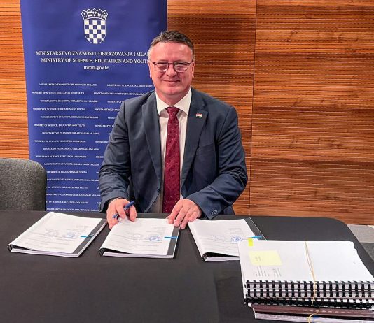 Gotovo 3,5 milijuna eura za ulaganja u osnovne škole Brodsko-posavske županije