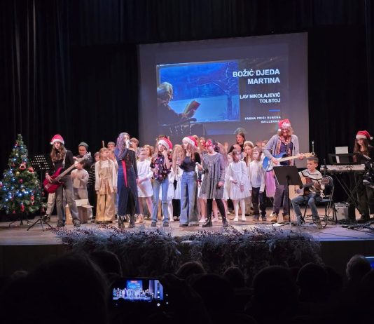 Svečana božićna priredba OŠ Mato Lovrak ispunila Dom kulture radošću i porukom dobrote