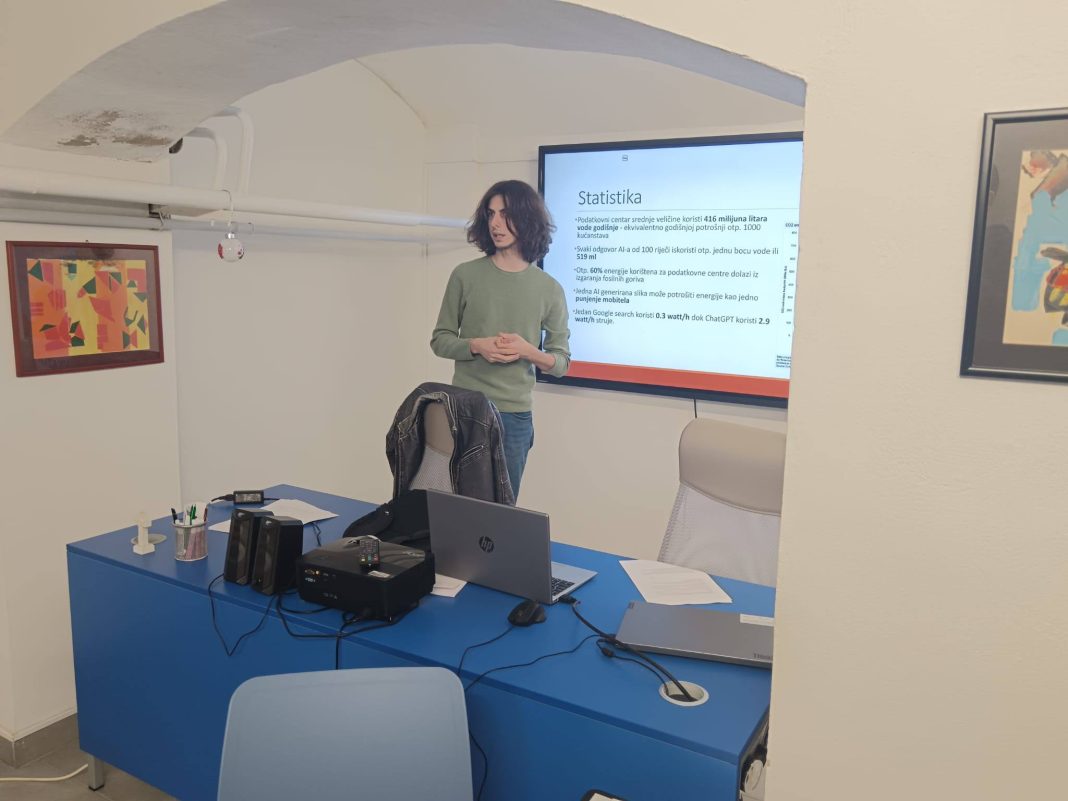 605278621_1377374717514312_527381454493210209_n