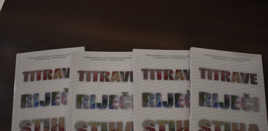 Poezija kao ogledalo duha – predstavljena zbirka pjesama “Titrave riječi stiha”