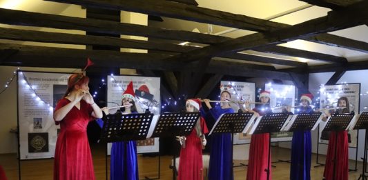Gradski muzej Nova Gradiška poziva na koncert “Čarobni zvuci Božića 5”