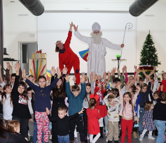 Advent u Cerniku otvoren projekcijom filma „5 čupavih Božića“: Zimska idila započela uz dječji osmijeh i bogat program