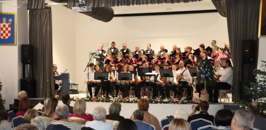 Božićni koncert HPD-a “Tomislav” u Cerniku u znaku tradicije, zajedništva i 120 godina djelovanja