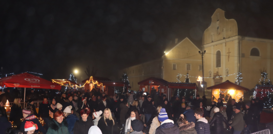 Od božićnog koncerta do kola na trgu: Advent u Cerniku uz pjesmu i zajedništvo