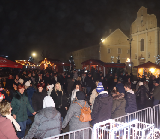 Od božićnog koncerta do kola na trgu: Advent u Cerniku uz pjesmu i zajedništvo