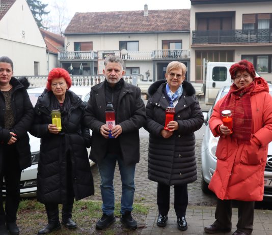 U spomen na Josipa Jurja Strossmayera: Članovi Ogranka Matice položili vijence u Novoj Gradiški!