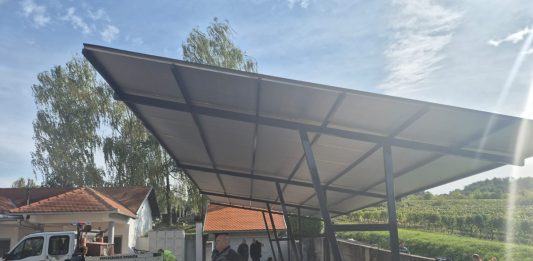 Izgrađena ispraćajna nadstrešnica na groblju u Rešetarima