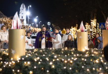 U Gradskom parku upaljena druga adventska svijeća – svijeća mira