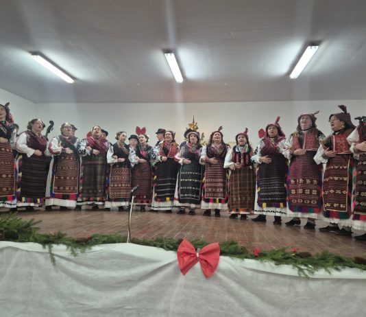 Pjesma, ples i tradicija: Održan Božićni koncert KUD-a Drežnik