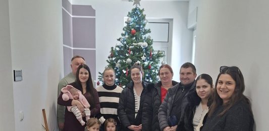 Hvale vrijedno: Općina Rešetari darivala novorođenčad
