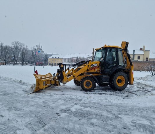 Stigla nam prava zima: Dežurne službe na terenu
