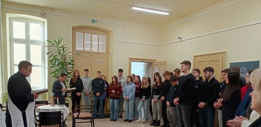 Topli blagoslov za uspješan početak nove godine u Gimnaziji Nova Gradiška
