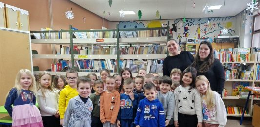 “Čarolija zagrljaja” u Gradskoj knjižnici: Izazov 15 po 15