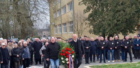 Otkrivena spomen-ploča povodom 34. obljetnice logora Stara Gradiška