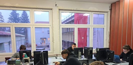 U Elektrotehničkoj i ekonomskoj školi održano školsko WorldSkills natjecanje u izradi programskih rješenja