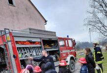 Lijepo je biti vatrogasac: Članovi DVD Vrbje družili se s najmlađim mještanima