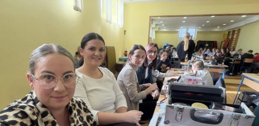 Kako scenski nastup učiniti posebnijim: Članice društva iz Opatovca na još jednoj edukaciji