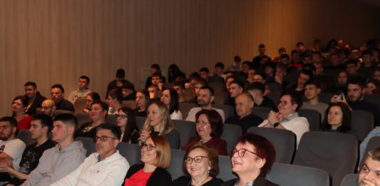 Šezdeset i jedna im je godina tek: Elektrotehnička i ekonomska škola obilježila Dan škole