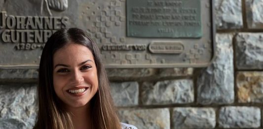 Kreativnost bez granica: Studentica Lana i njezina unikatna priča iz Nove Gradiške